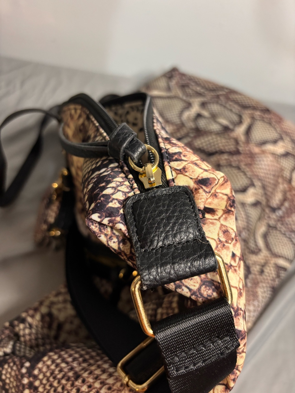 Jessica Simpson Python Snake-Print Weekender Travel Bag - Picture 5 of 12